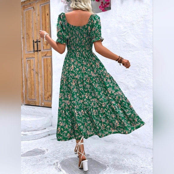 NEW Boho Floral Puffed Sleeve Tiered Midi Dress Green - Picture 6 of 9